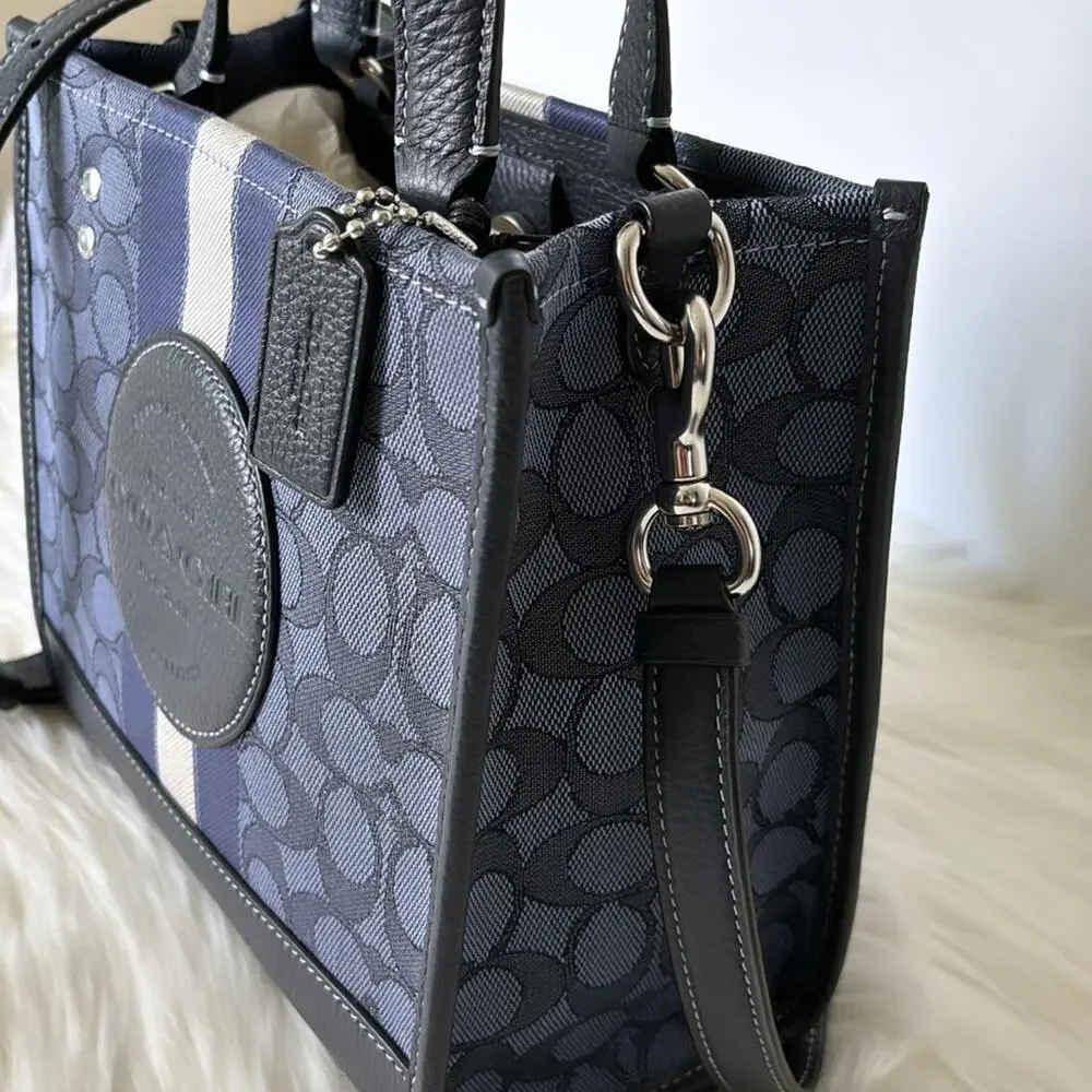 NWT Coach Dempsey Tote Bag 22 In Signature Jacquard With Stripe And Coach Patch - Picture 8 of 13